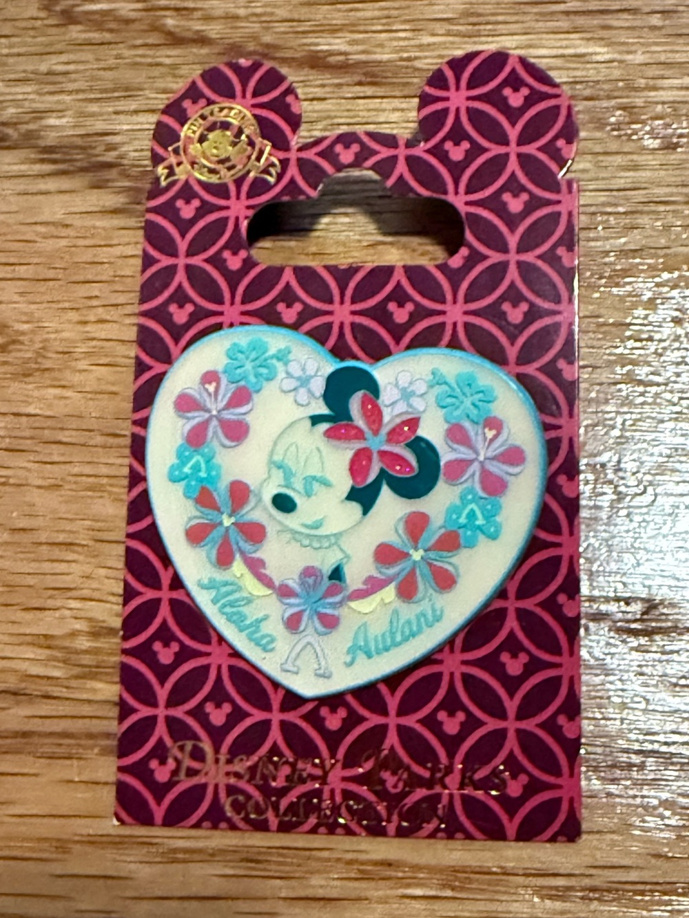 Disney Minnie Mouse Aloha Aulani Pin